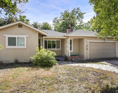 101 Sleeper Avenue - Photo Thumbnail 3