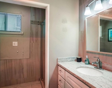 101 Sleeper Avenue - Photo Thumbnail 22