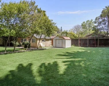 101 Sleeper Avenue - Photo Thumbnail 35