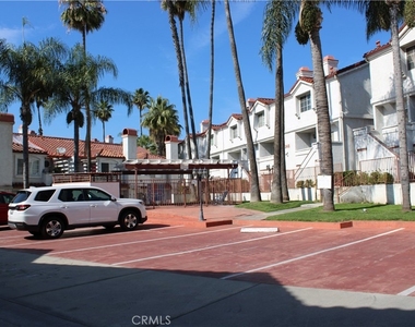 260 E Beverly Boulevard - Photo Thumbnail 24