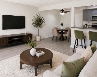 260 E Beverly Boulevard - Photo Thumbnail 2