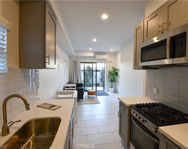 15814 S Vermont Avenue - Photo Thumbnail 1