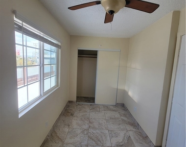 6614 Tamarisk - Photo Thumbnail 11