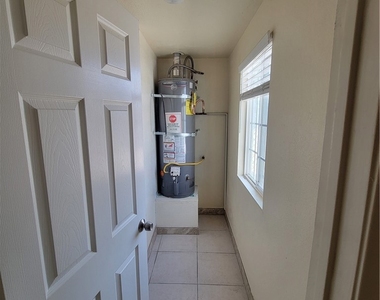 6614 Tamarisk - Photo Thumbnail 13