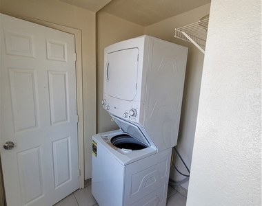 6614 Tamarisk - Photo Thumbnail 12