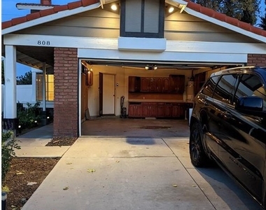 808 Atchison - Photo Thumbnail 7