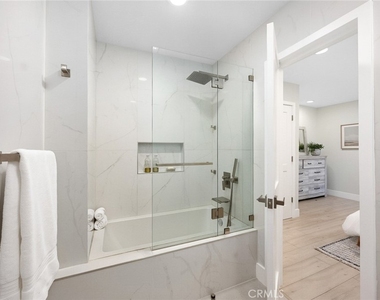 10842 Owens - Photo Thumbnail 46