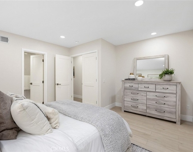 10842 Owens - Photo Thumbnail 45
