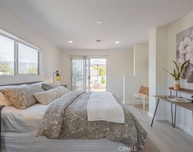 1737 N Lima St - Photo Thumbnail 4