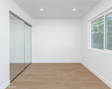 230 Pepper Street - Photo Thumbnail 13