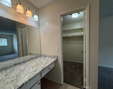 254 W Grove Street - Photo Thumbnail 18