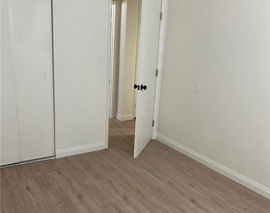 37920 Grand View Avenue - Photo Thumbnail 9