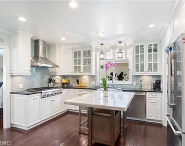 668 W 12th - Photo Thumbnail 19
