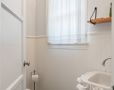668 W 12th - Photo Thumbnail 36