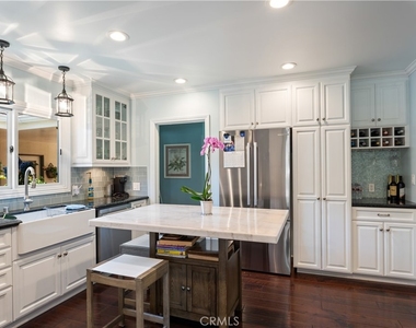 668 W 12th - Photo Thumbnail 22