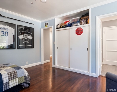 668 W 12th - Photo Thumbnail 26