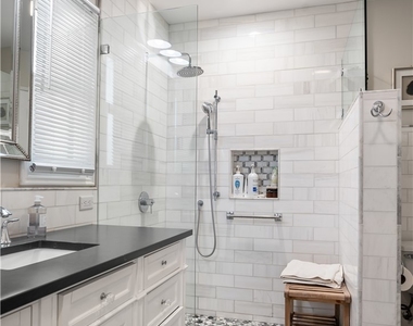 668 W 12th - Photo Thumbnail 34