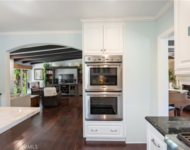 668 W 12th - Photo Thumbnail 21