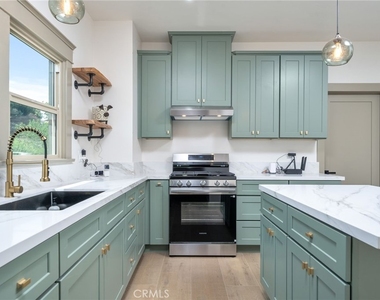 524 E D Street - Photo Thumbnail 10