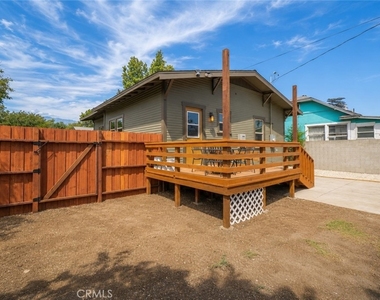 524 E D Street - Photo Thumbnail 18