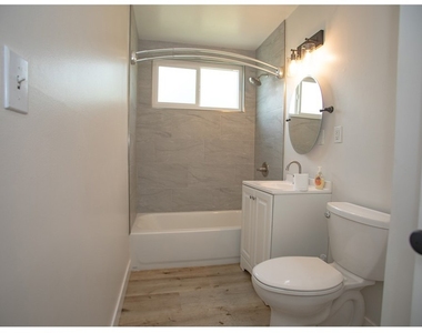 496 W 48th - Photo Thumbnail 20
