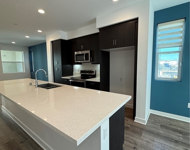 820 Aloe Pl - Photo Thumbnail 9