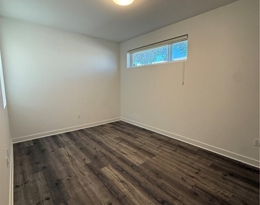 820 Aloe Pl - Photo Thumbnail 33
