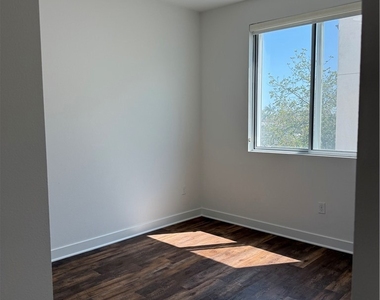820 Aloe Pl - Photo Thumbnail 25