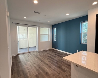 820 Aloe Pl - Photo Thumbnail 6