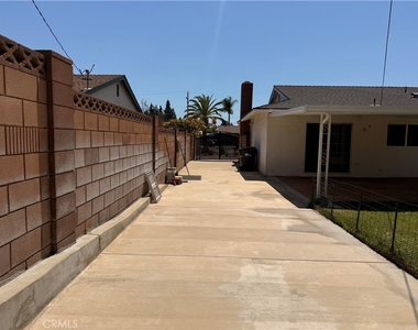 1237 Norgate Street - Photo Thumbnail 8