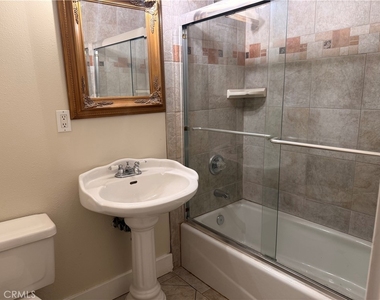 1237 Norgate Street - Photo Thumbnail 7