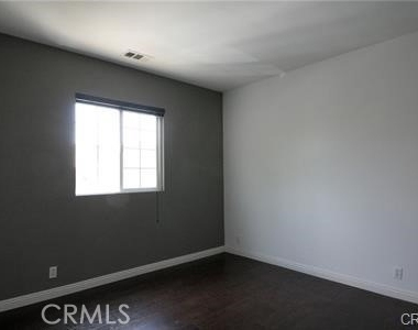 15788 Agave Avenue - Photo Thumbnail 11