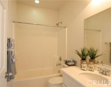 15788 Agave Avenue - Photo Thumbnail 12