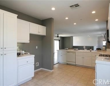 15788 Agave Avenue - Photo Thumbnail 6