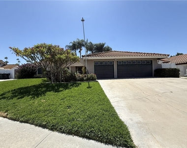 2720 Lexinton Place - Photo Thumbnail 1