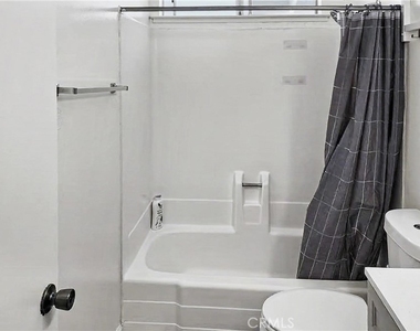 128 Castillion Terrace - Photo Thumbnail 6