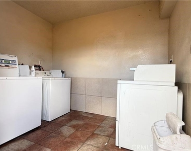 540 S 6th - Photo Thumbnail 11