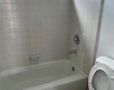 540 S 6th - Photo Thumbnail 9