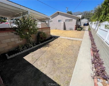 733 W Oceanview Avenue - Photo Thumbnail 15