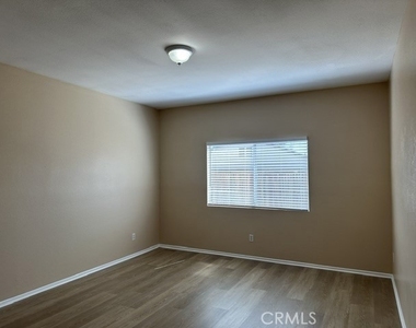 13611 Fern Pine Street - Photo Thumbnail 16