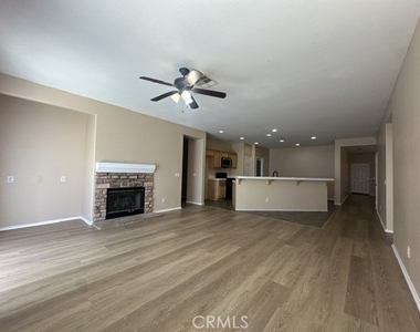 13611 Fern Pine Street - Photo Thumbnail 4