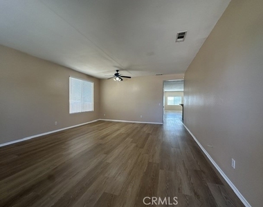 13611 Fern Pine Street - Photo Thumbnail 2
