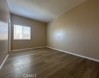 13611 Fern Pine Street - Photo Thumbnail 11