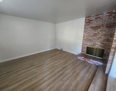 1829 Rosetree Ct - Photo Thumbnail 2