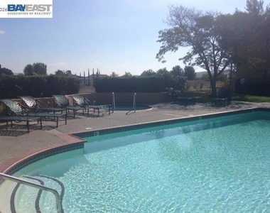 440 Bollinger Canyon - Photo Thumbnail 12