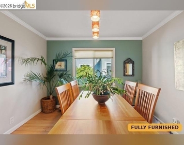 453 Dimm Street - Photo Thumbnail 8