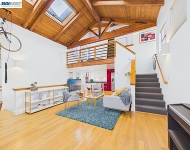 2932 Filbert St - Photo Thumbnail 5