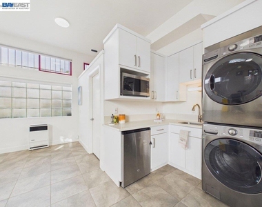 2932 Filbert St - Photo Thumbnail 25