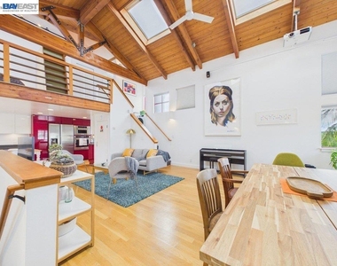 2932 Filbert St - Photo Thumbnail 12