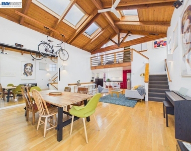 2932 Filbert St - Photo Thumbnail 4